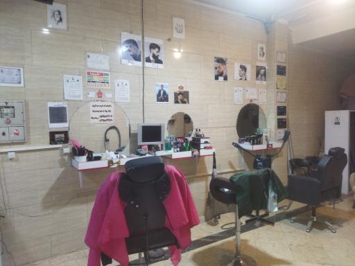 عکس آرایشگاه مردانه پرسپولیس 