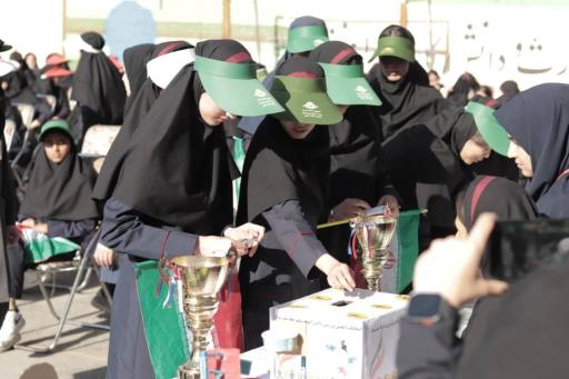 عکس هنرستان دخترانه اولیاء۳ 