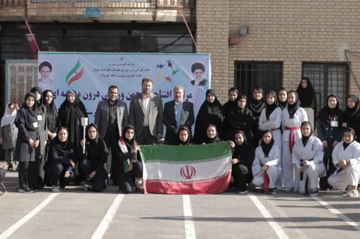 عکس هنرستان دخترانه اولیاء۳ 