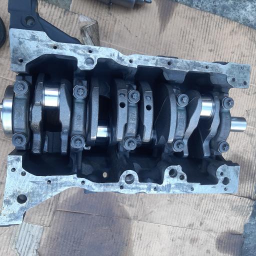 عکس تعمیرگاه گیربکس اتوماتیک سیان 