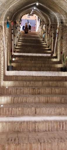 عکس مجموعه زیرزمینی دروازه مهریز