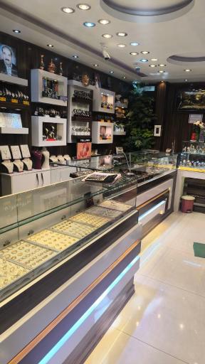 عکس گالری طلا جواهر و ساعت درسا