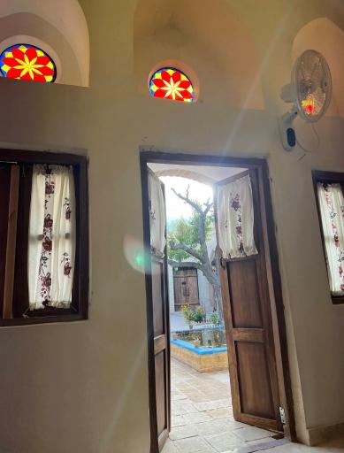 عکس اقامتگاه تاریخی بوم گردی فرهنگ میمه