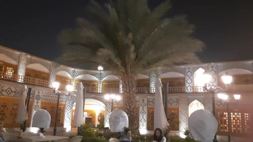 عکس هتل کاروانیکا