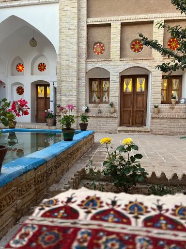 عکس اقامتگاه تاریخی بوم گردی فرهنگ میمه