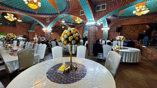 عکس  رستوران  و سفره خانه سنتی ایرانیان