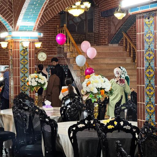 عکس  رستوران  و سفره خانه سنتی ایرانیان