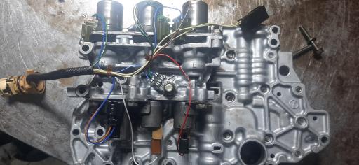 عکس تعمیرگاه گیربکس اتوماتیک سیان 