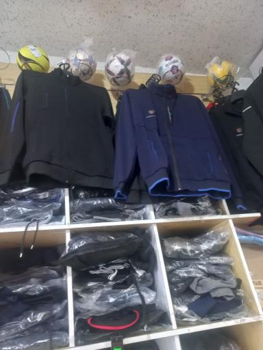 عکس لوازم ورزشی تختی