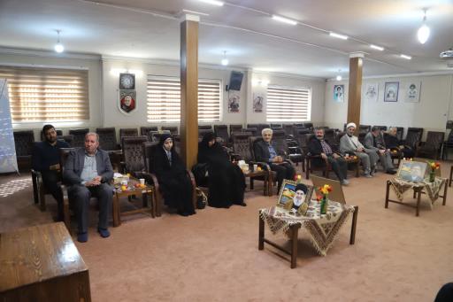 عکس دفتر نماینده ولی فقیه در استان و امام جمعه همدان