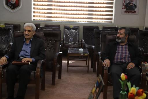 عکس دفتر نماینده ولی فقیه در استان و امام جمعه همدان