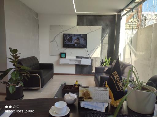 عکس آسانسور بهرو