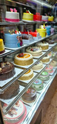 عکس شیرینی سرای معطر