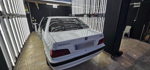 عکس تشخیص رنگ و خدمات خودرو عبدی