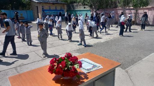 عکس دبیرستان متوسطه دوره اول شهید آیت