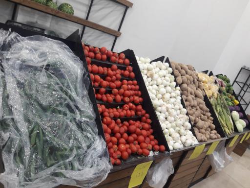 عکس فروشگاه زنجیره ای یاران دریان