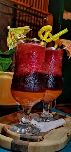 عکس کافه ارل