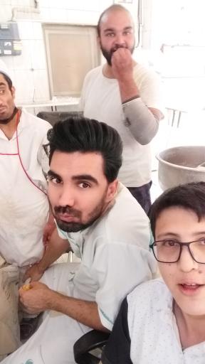 عکس نان زارع