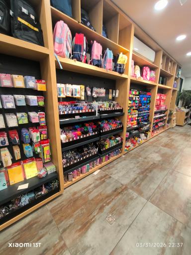 عکس شهر کتاب کاشان