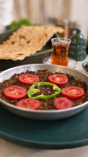 عکس دیزی سرای صدر العماره