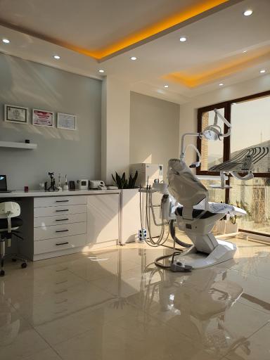 عکس مطب دندانپزشکی دکتر روژین فقه نبی
