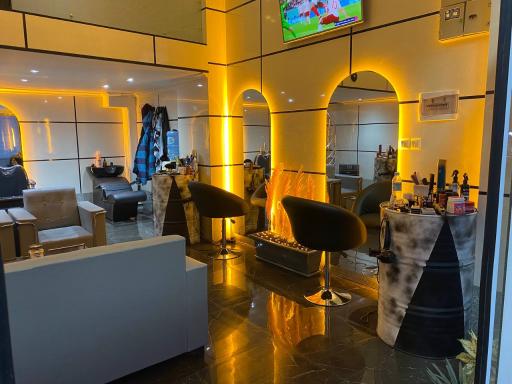 عکس آرایشگاه میلاد