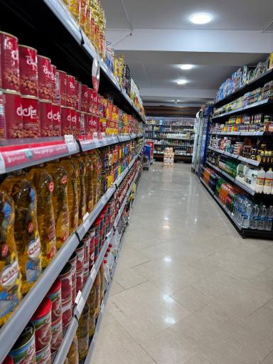 عکس لوکس مارکت (هایپر مواد غذایی و لوازم خانگی)
