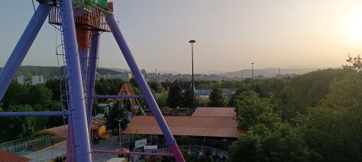 عکس شهربازی پارک ائللرباغی