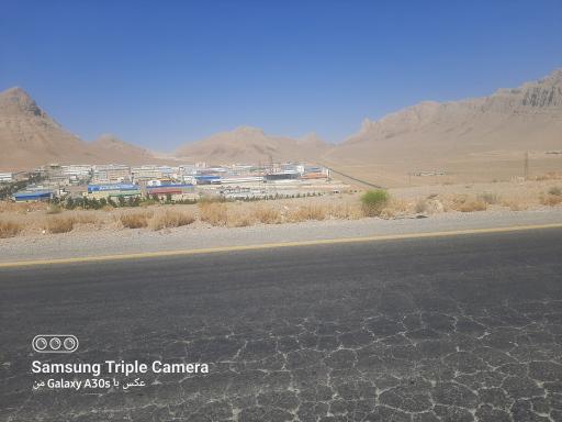 عکس شهرک صنعتی برق، الکترونیک و مواد غذایی خمینی شهر