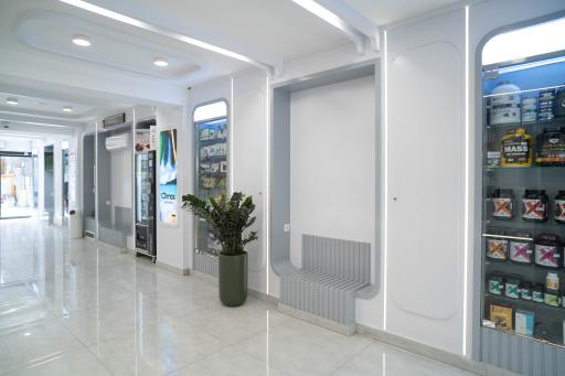 عکس داروخانه شبانه روزی دکتر شریعت