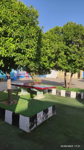 عکس دبیرستان دخترانه ولیعصر