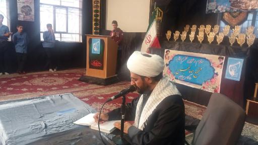 عکس مجتمع تربیتی و آموزشی استعداد های ناب صالحین