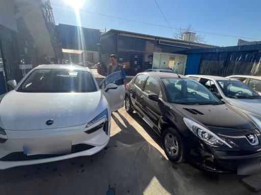 عکس نمایندگی ایران خودرو - نجفی 3023