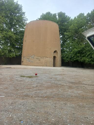 عکس برج آرامگاه بابا محمود