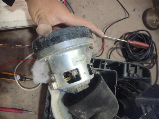 عکس تعمیرات لوازم خانگی و برد الکترونیکی افشار