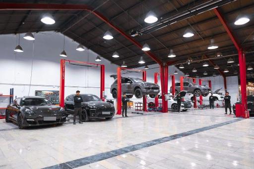 عکس هیولا موتور ایرانیان (نمایندگی ولوو هیولا سوئد)