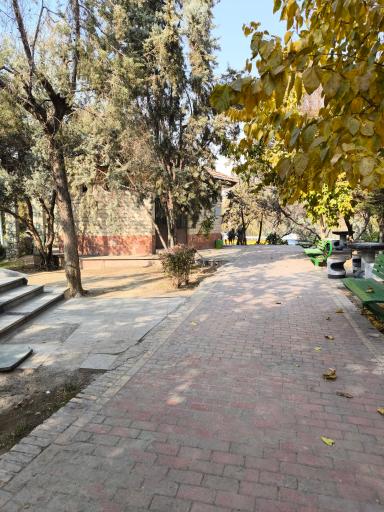 عکس سرویس بهداشتی بوستان آزادگان