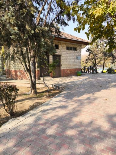 عکس سرویس بهداشتی بوستان آزادگان