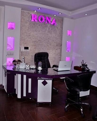 عکس سالن زیبایی رونا