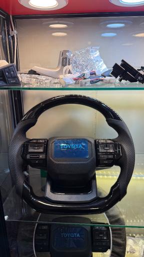 عکس آرون کار