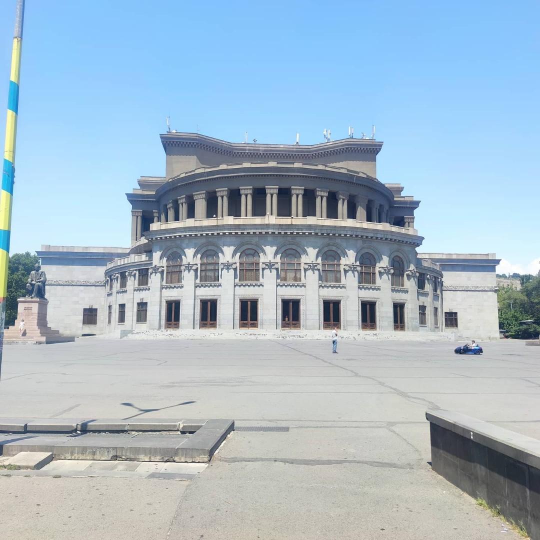 عکس عمارت مجد