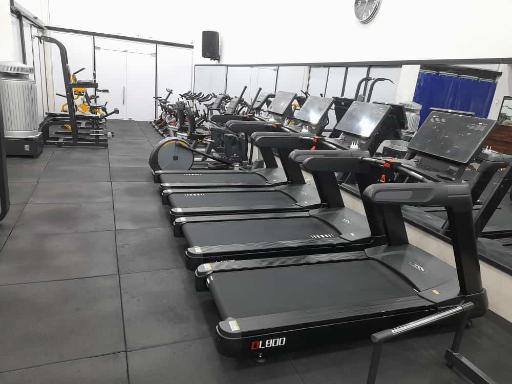 عکس باشگاه بدنسازی ایلیا