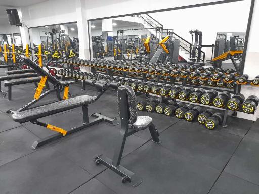 عکس باشگاه بدنسازی ایلیا