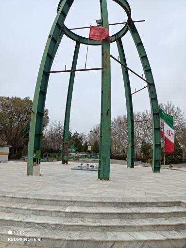 عکس آرامگاه شهدای گمنام