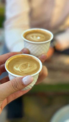 عکس کافه گلخونه