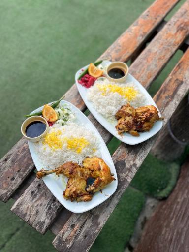 عکس سفره خانه سنتی فرحزاد