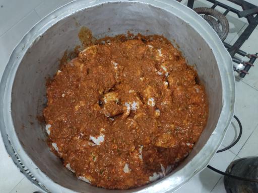عکس تهیه غذای باباخان 