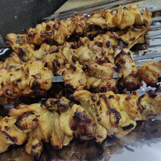 عکس تهیه غذای باباخان 
