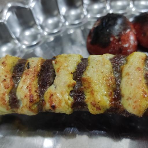 عکس تهیه غذای باباخان 