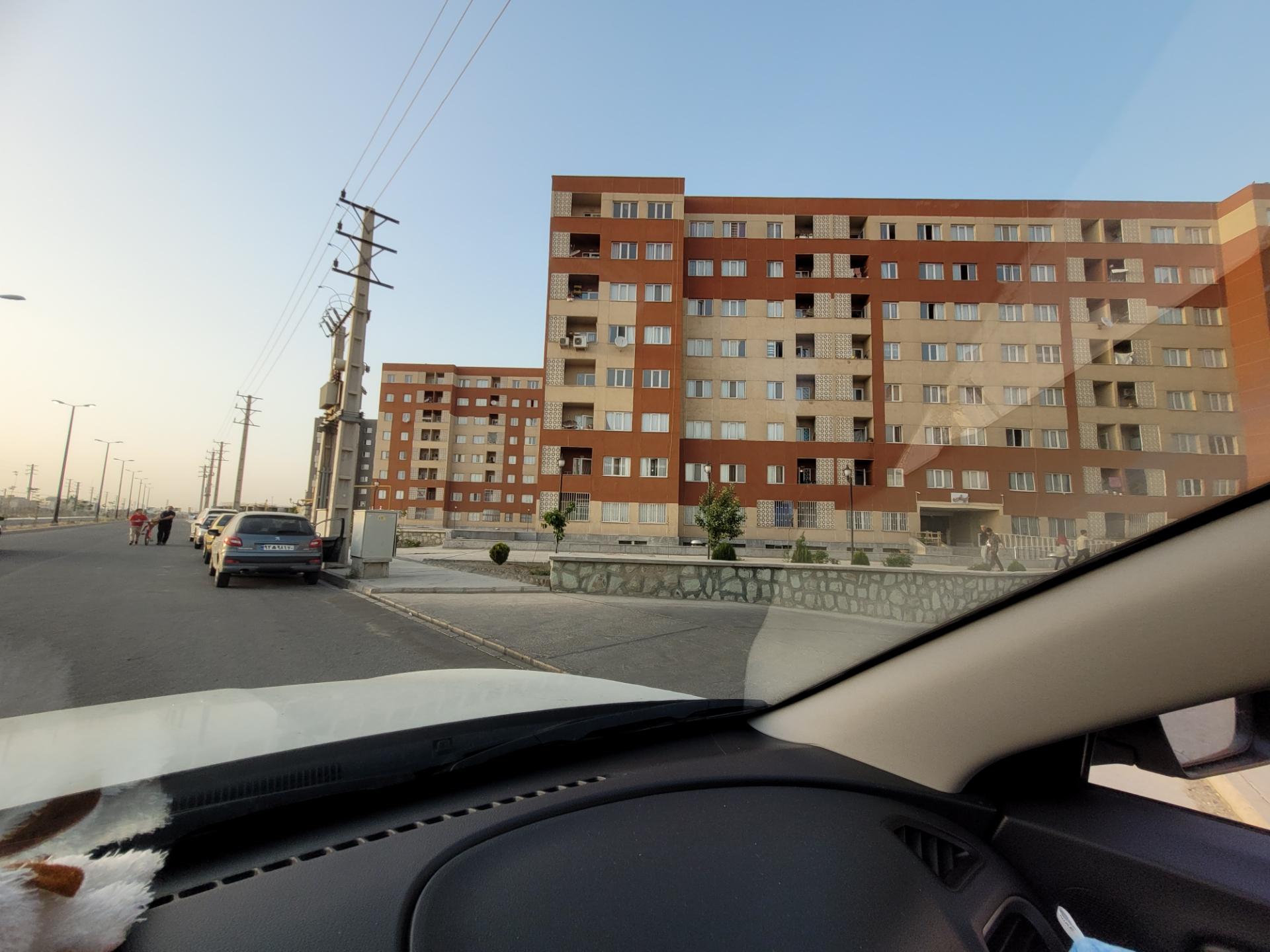 عکس ساختمان یاس